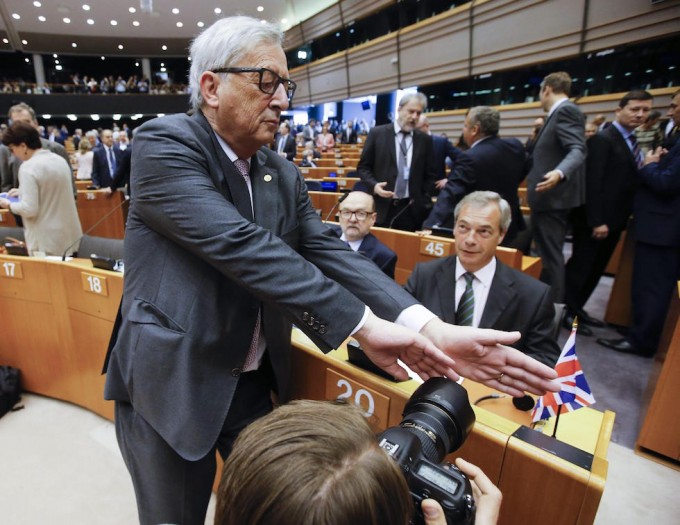 Jean-Claude Junker scherza con Farange