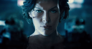 Primo piano di Milla Jovovic 